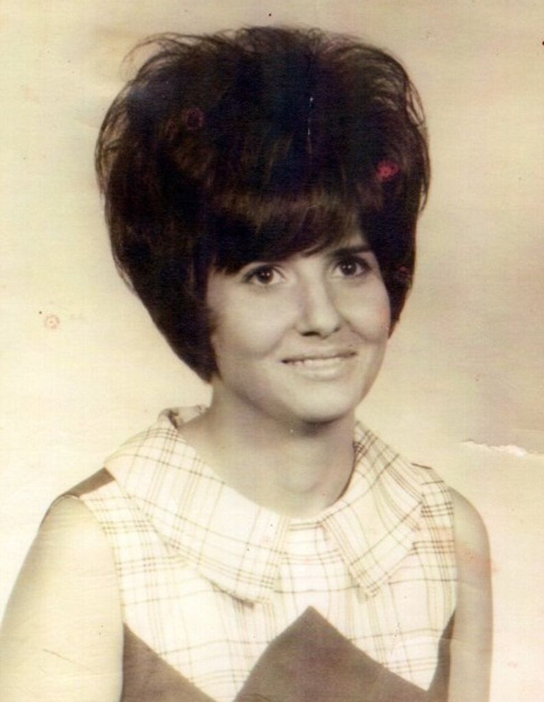 Lillian "Pug" Sue Riggles