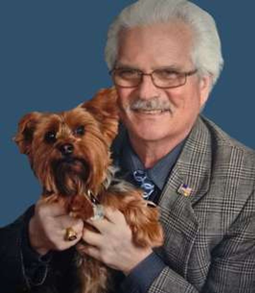 Paul Gray Profile Photo