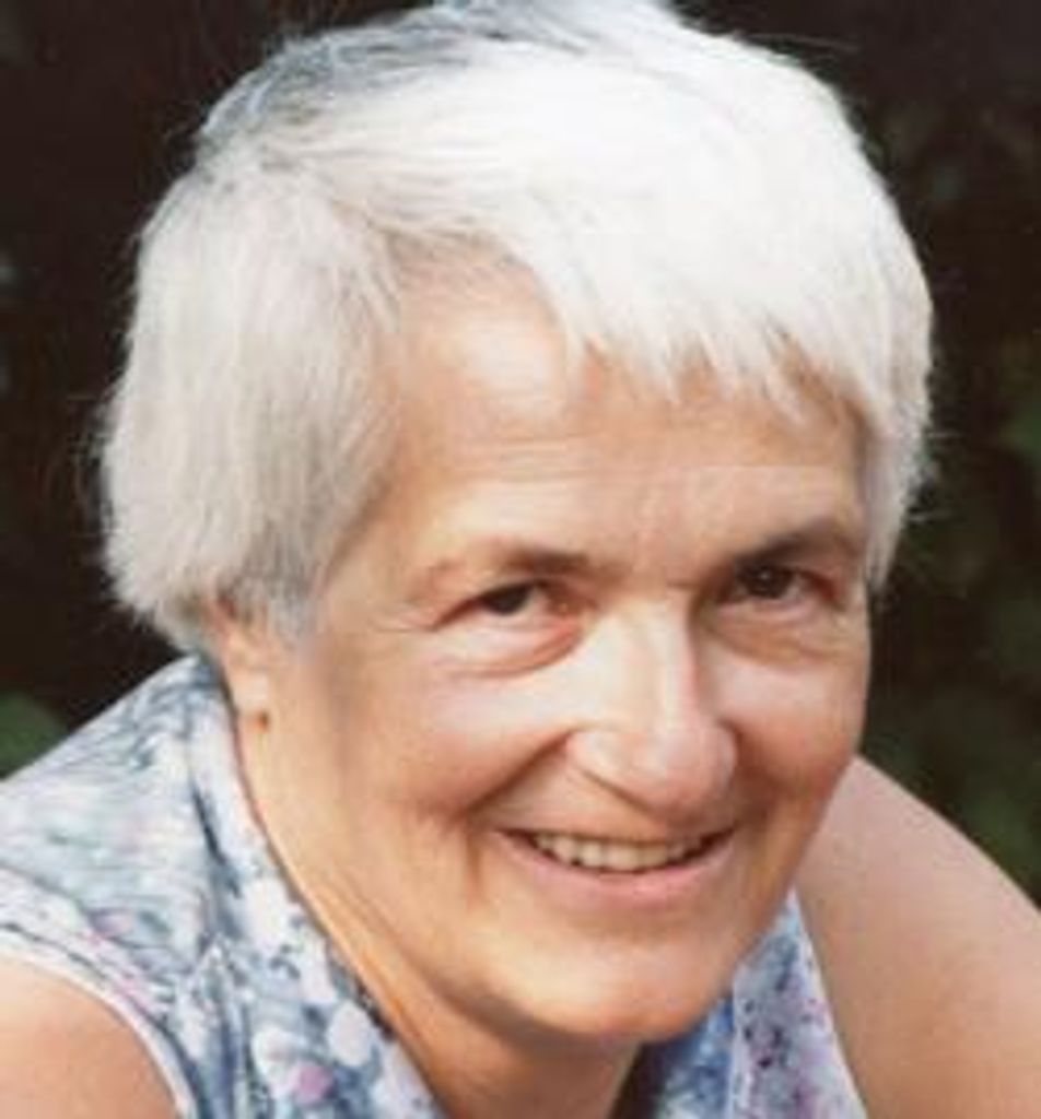 Elisabeth Wolf Profile Photo