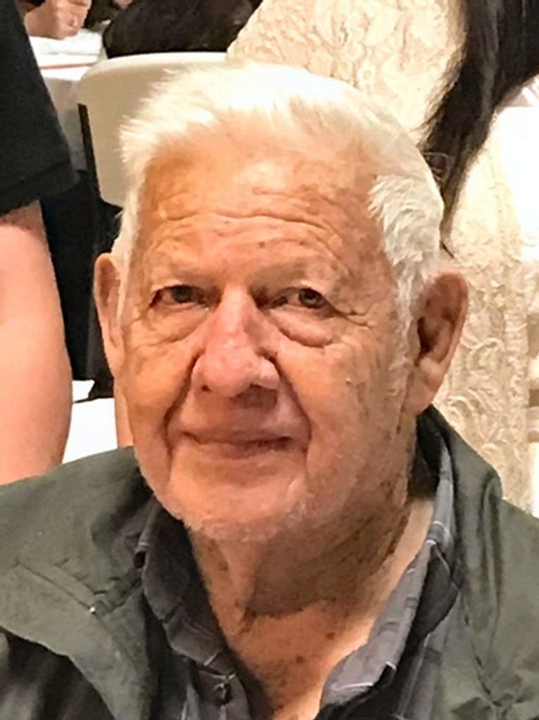 Riley Joseph Dufour Profile Photo