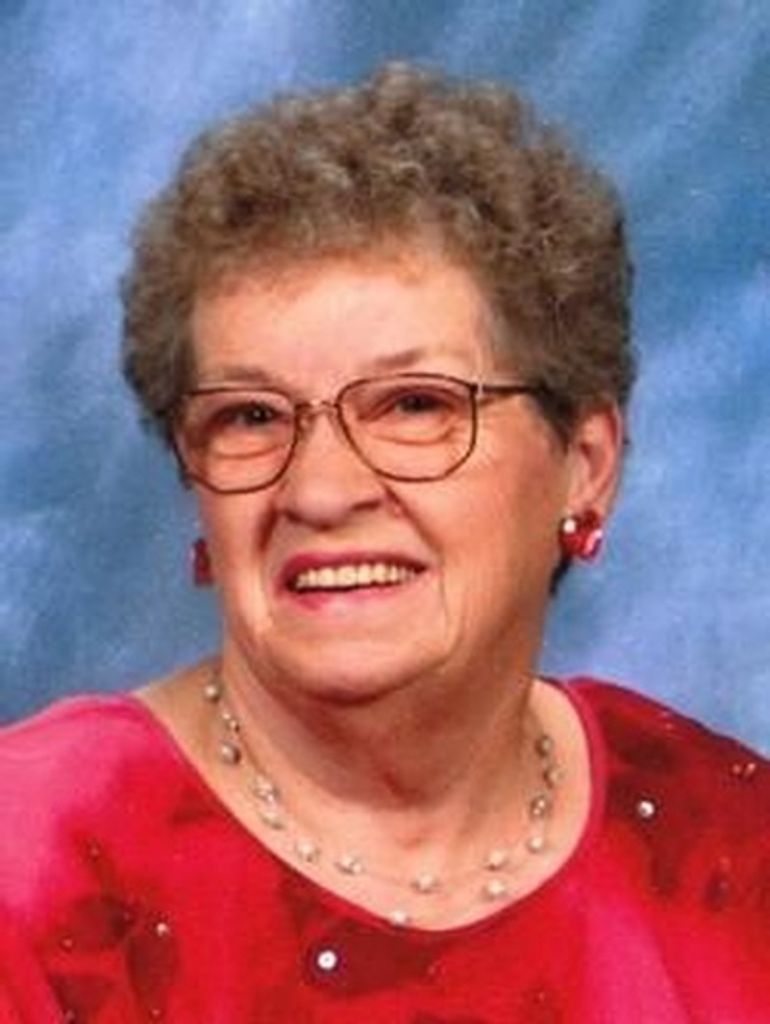 Lois Hutchens Tuck
