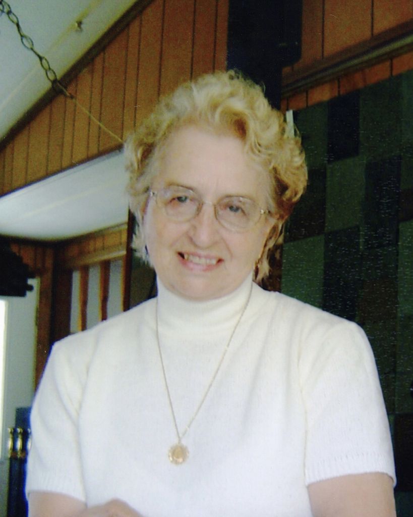 Aline Marie Paule Beaudin "Lynn" Elliott