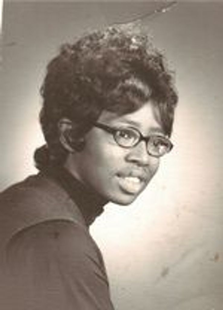 Shirley Marie Woods