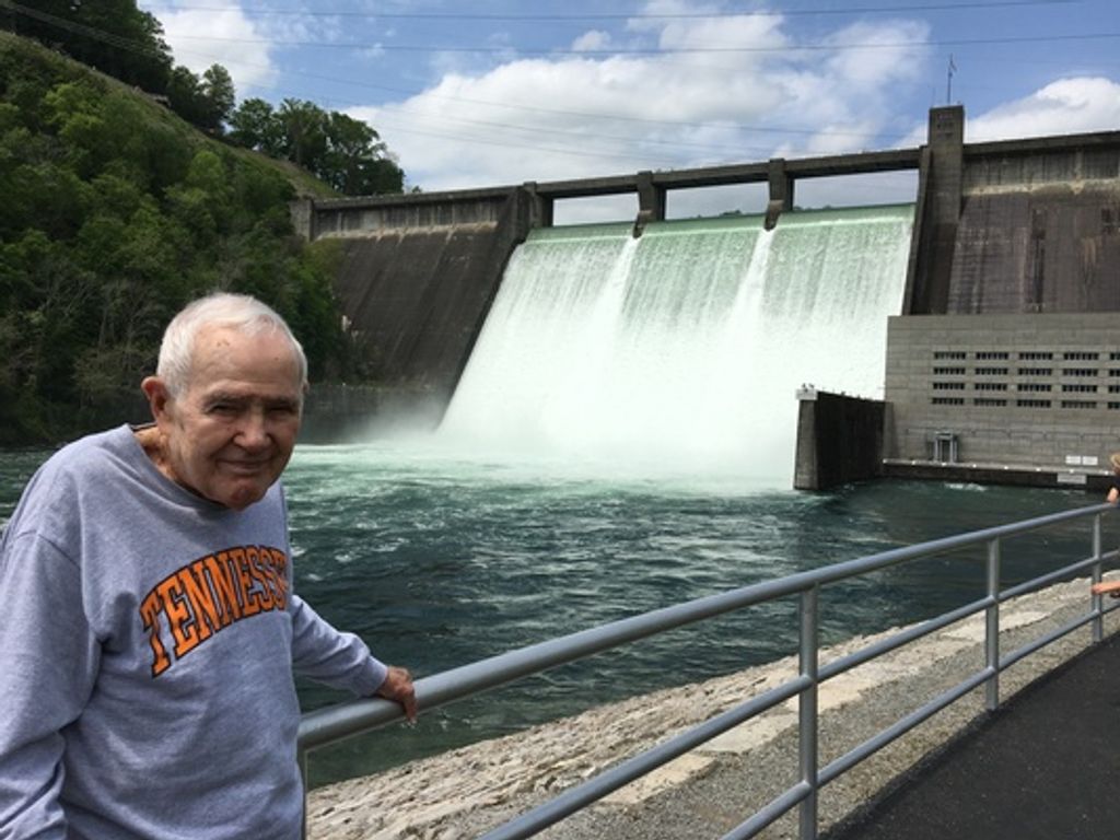Archer "Cliff" Clifton Stephens