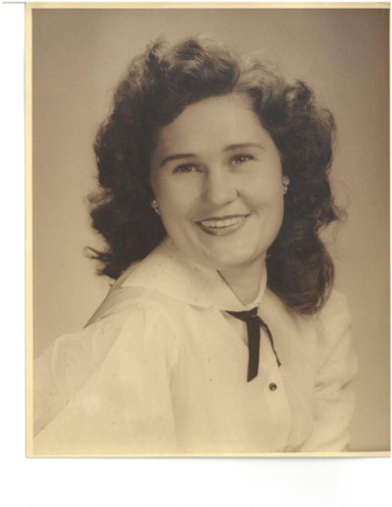 Sarah Louise Holtsman Profile Photo