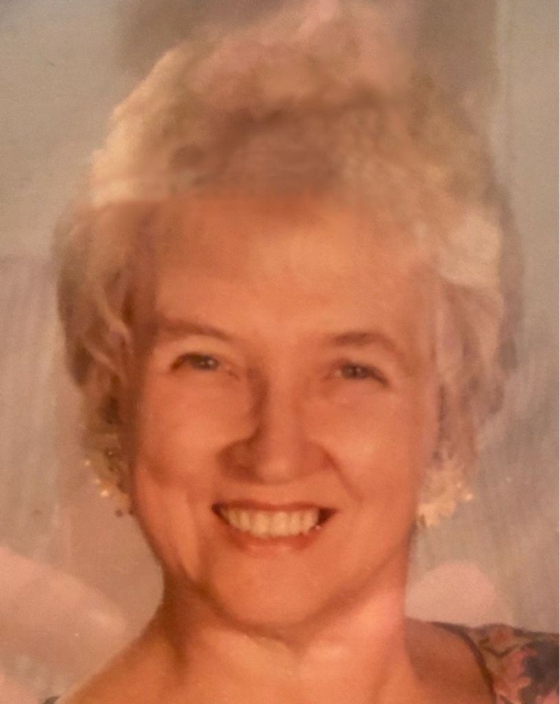 Lennette Cross Profile Photo