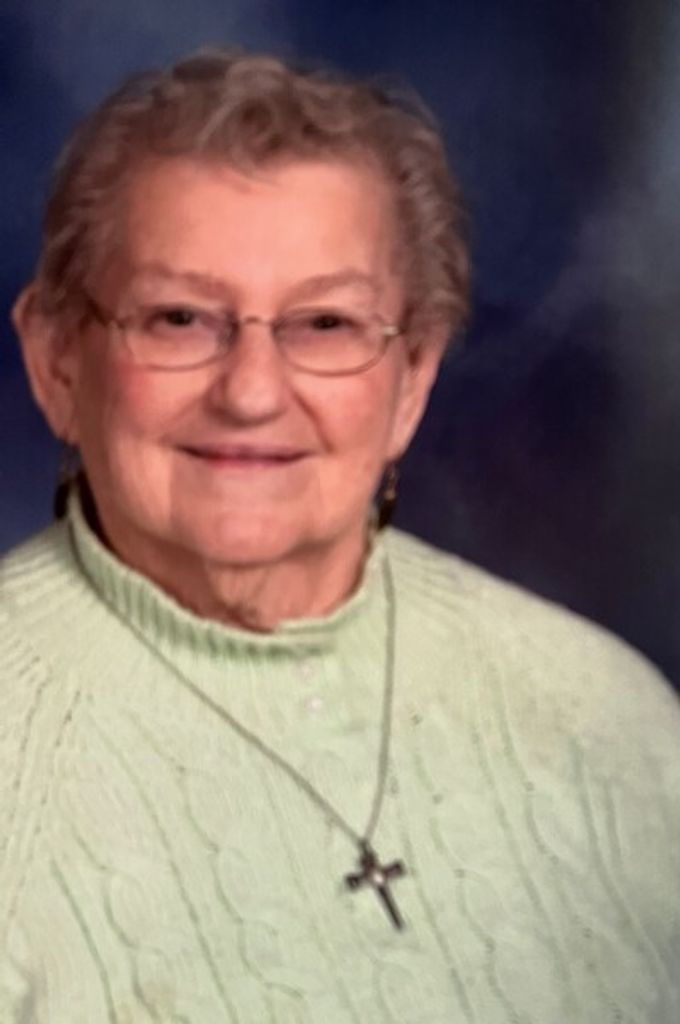Gloria (Curtis) Hartford