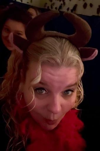 Sarah Irene Elmgren photo gallery thumbnail 126 of 168