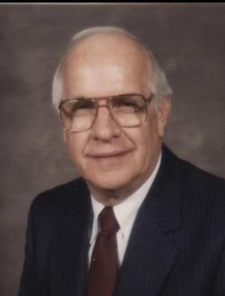 Robert (Gene) E. Eastin