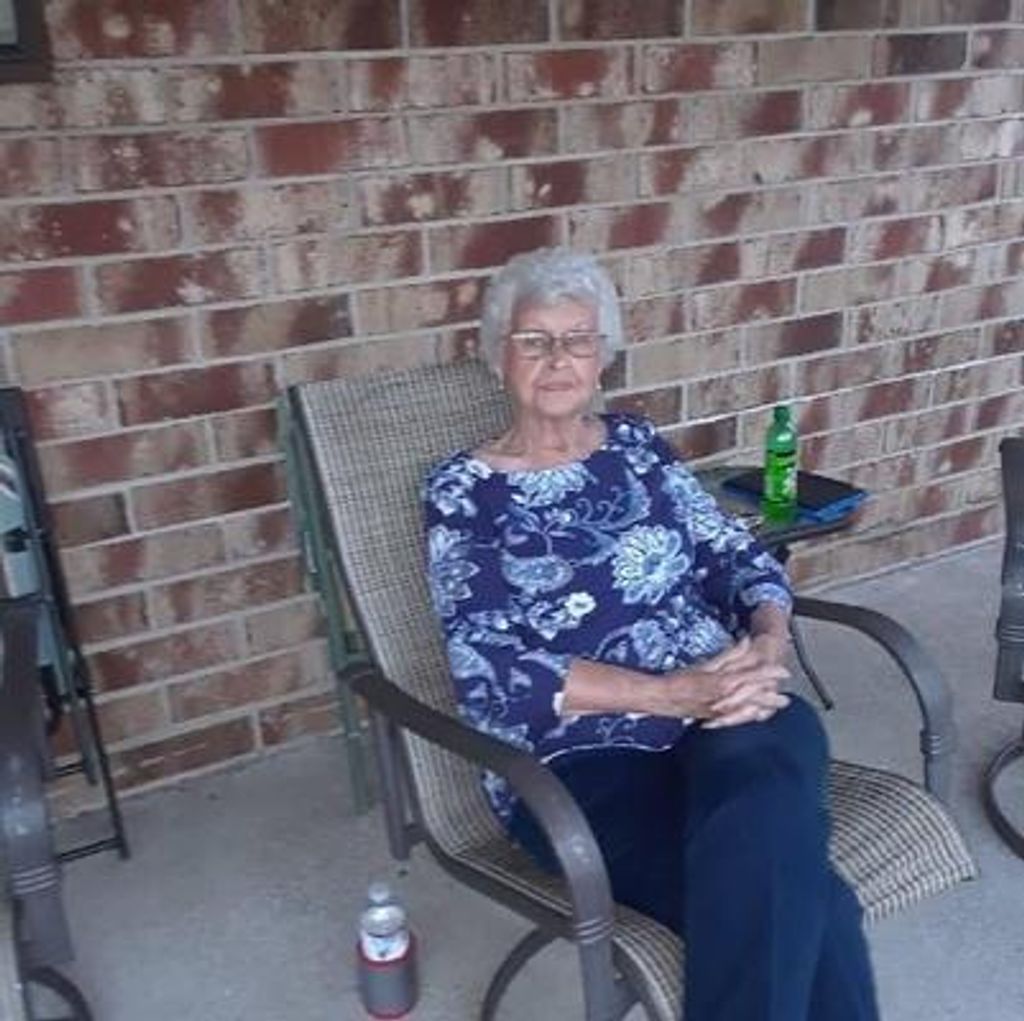Eura Lee Estes Jones Profile Photo
