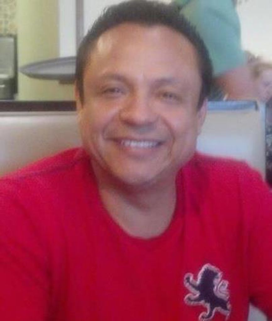Marcos G. Cruz Profile Photo