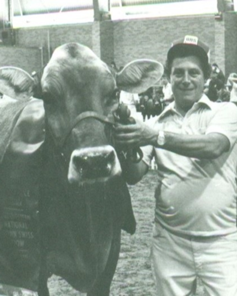 Larry E Paaske