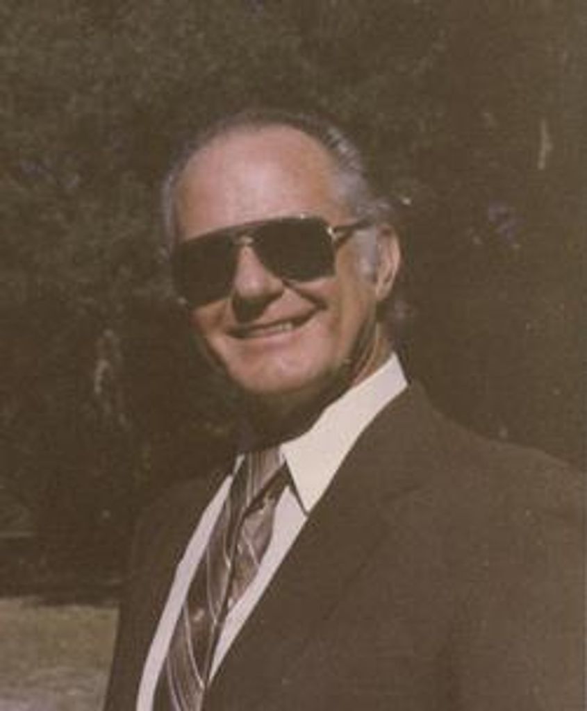 Ouidas "Buck" Sowell