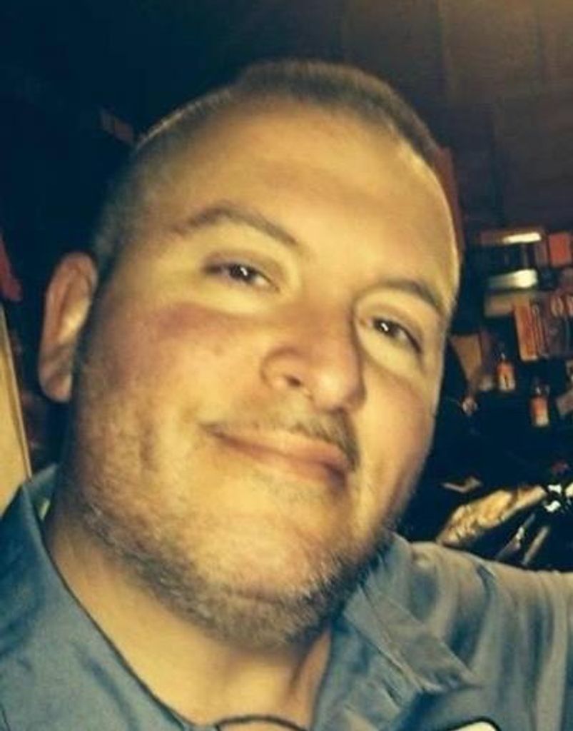 Raymond Visciano Amendolia, Sr.