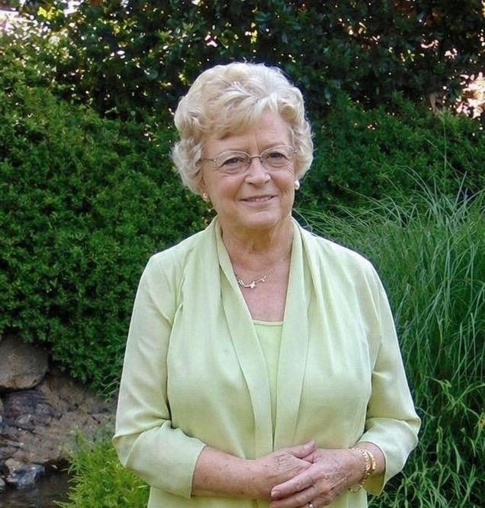 Mary Anne Hess Profile Photo