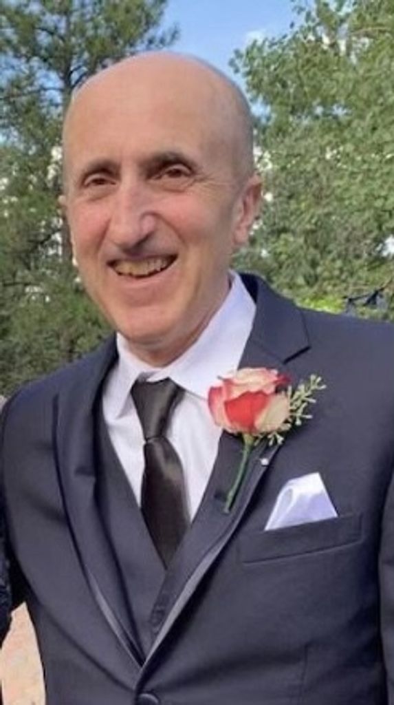 Robert V Vallesio Profile Photo