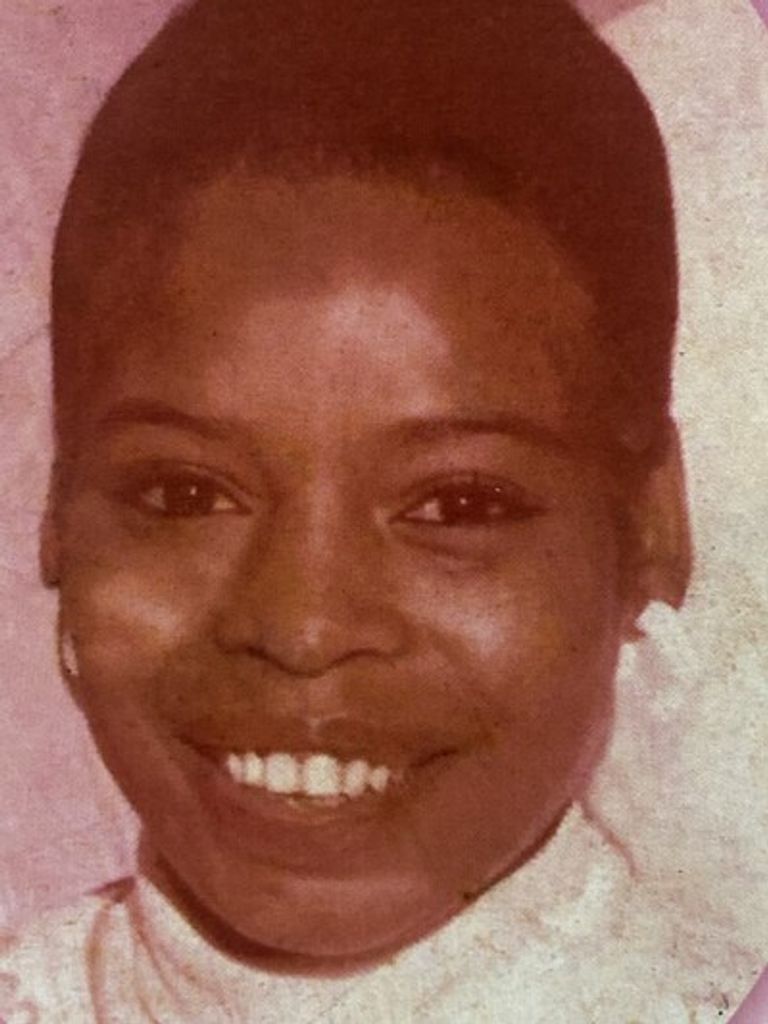 Naomi Amos Profile Photo