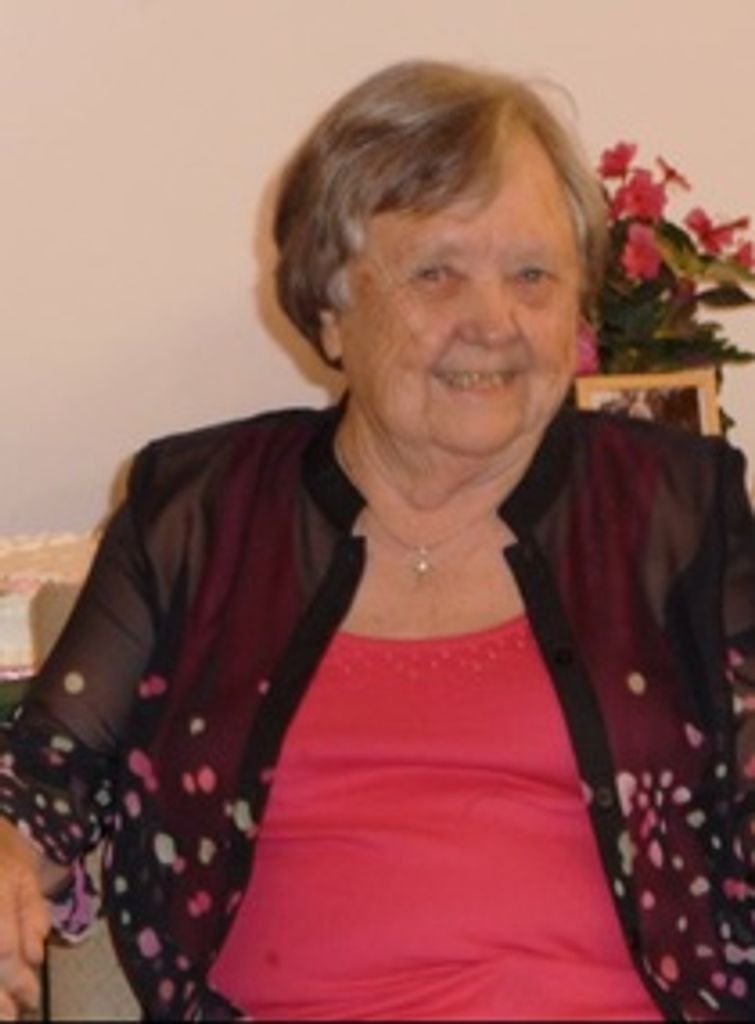 Elizabeth Hollan Mathers Profile Photo