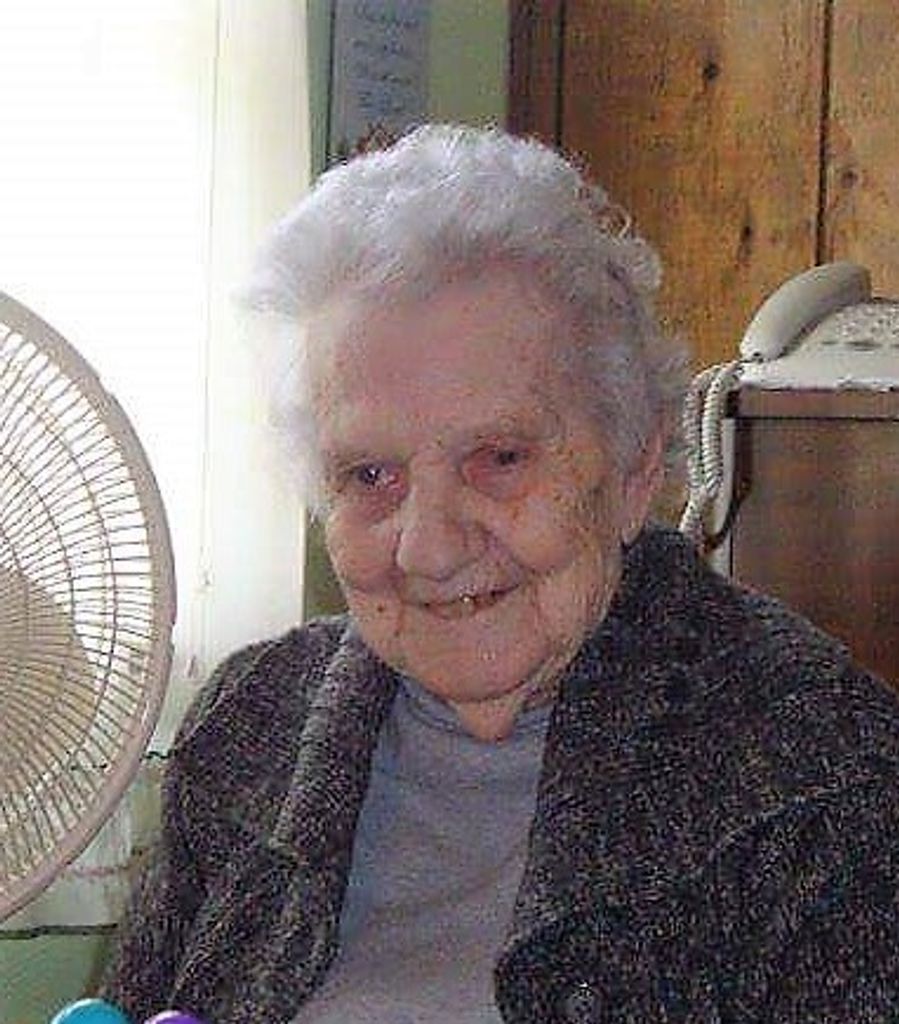 Sarah "Pat" Pauline (Leiter)  Clark