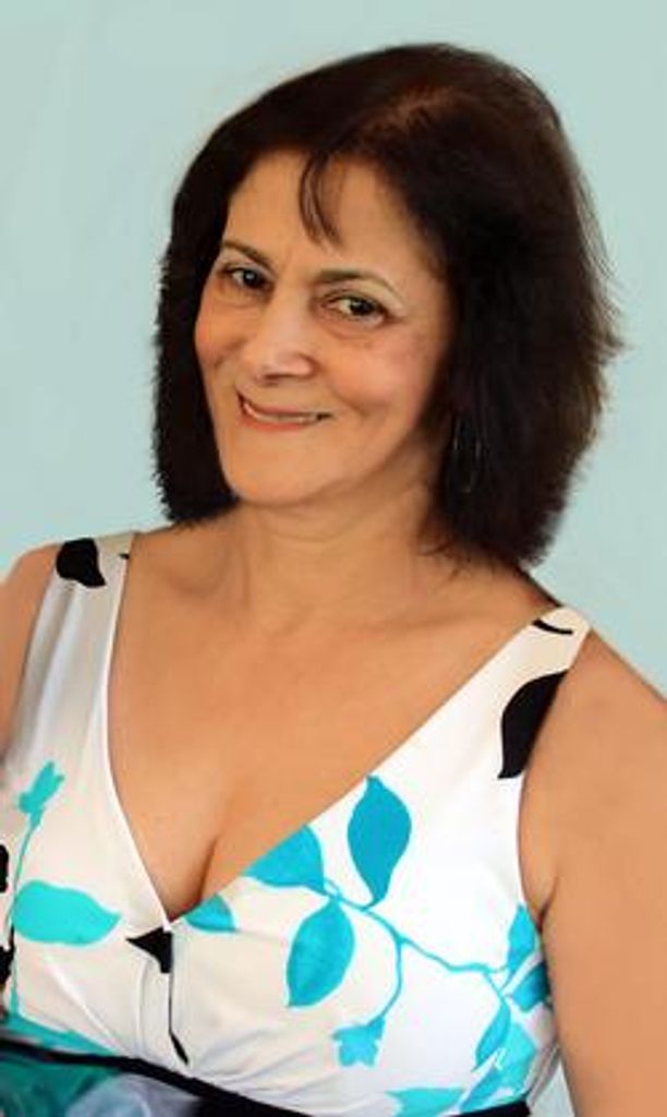 Cleuza (Dossantos) Dasilva Profile Photo