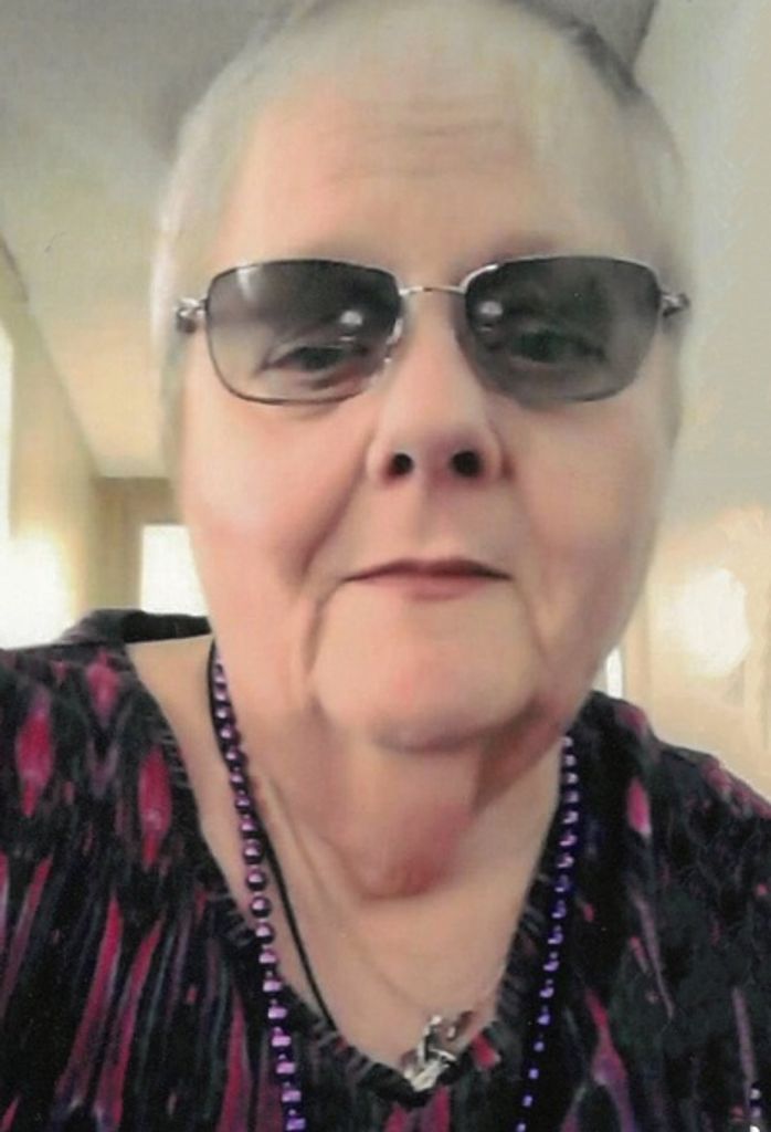 Carol Lewellen Profile Photo