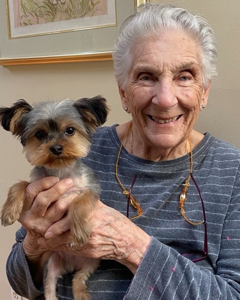 Elizabeth M Mirabile Profile Photo