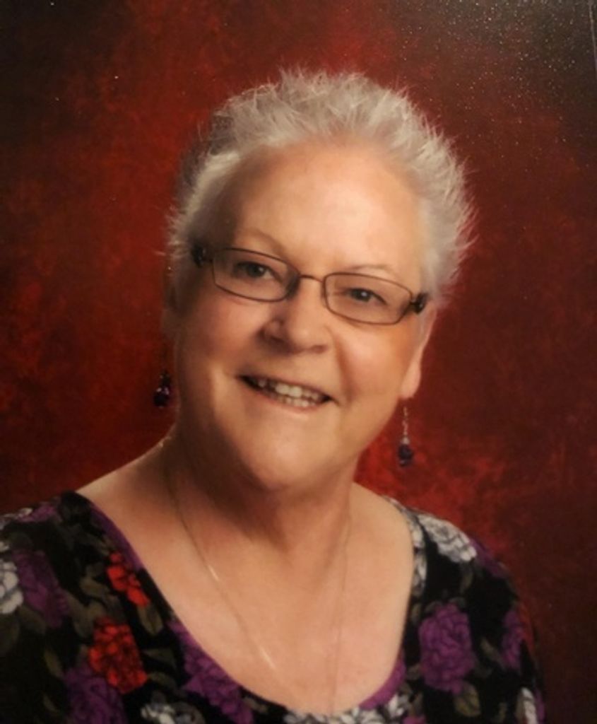 Laura E. Hill Profile Photo