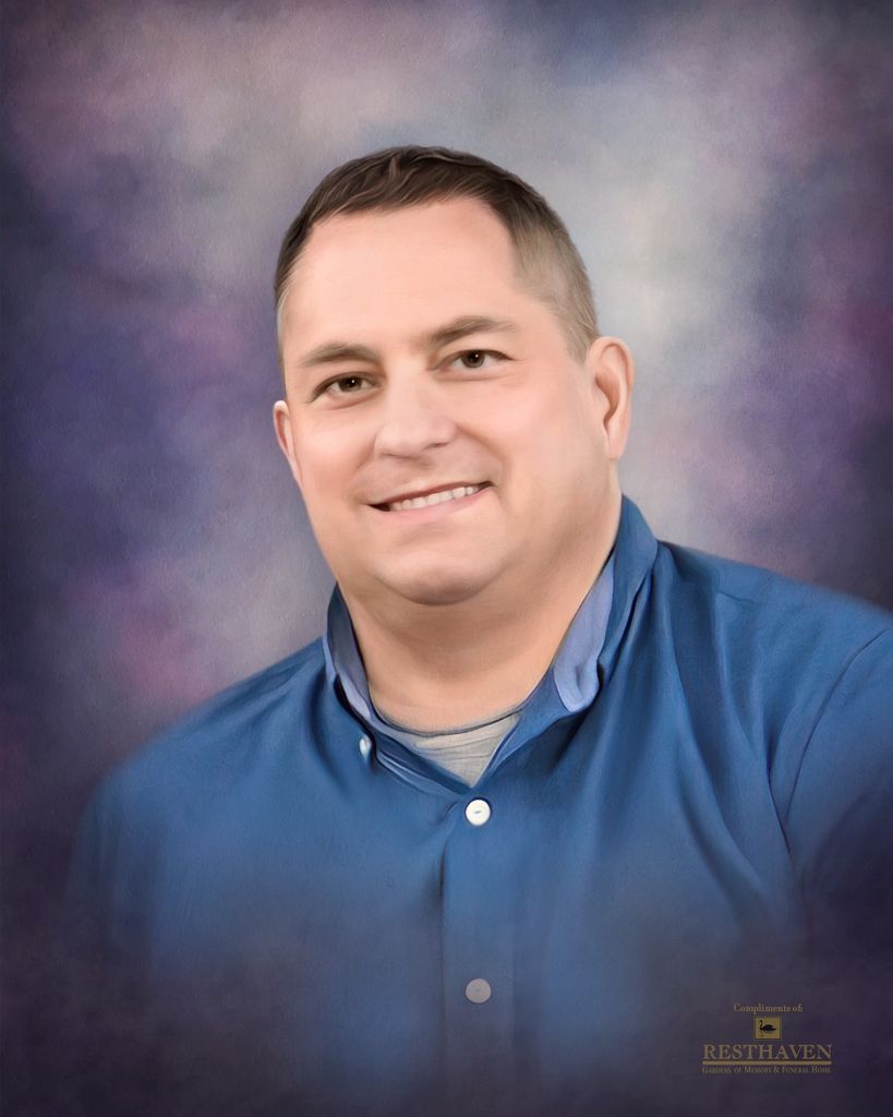Michael Paul Gomez Profile Photo