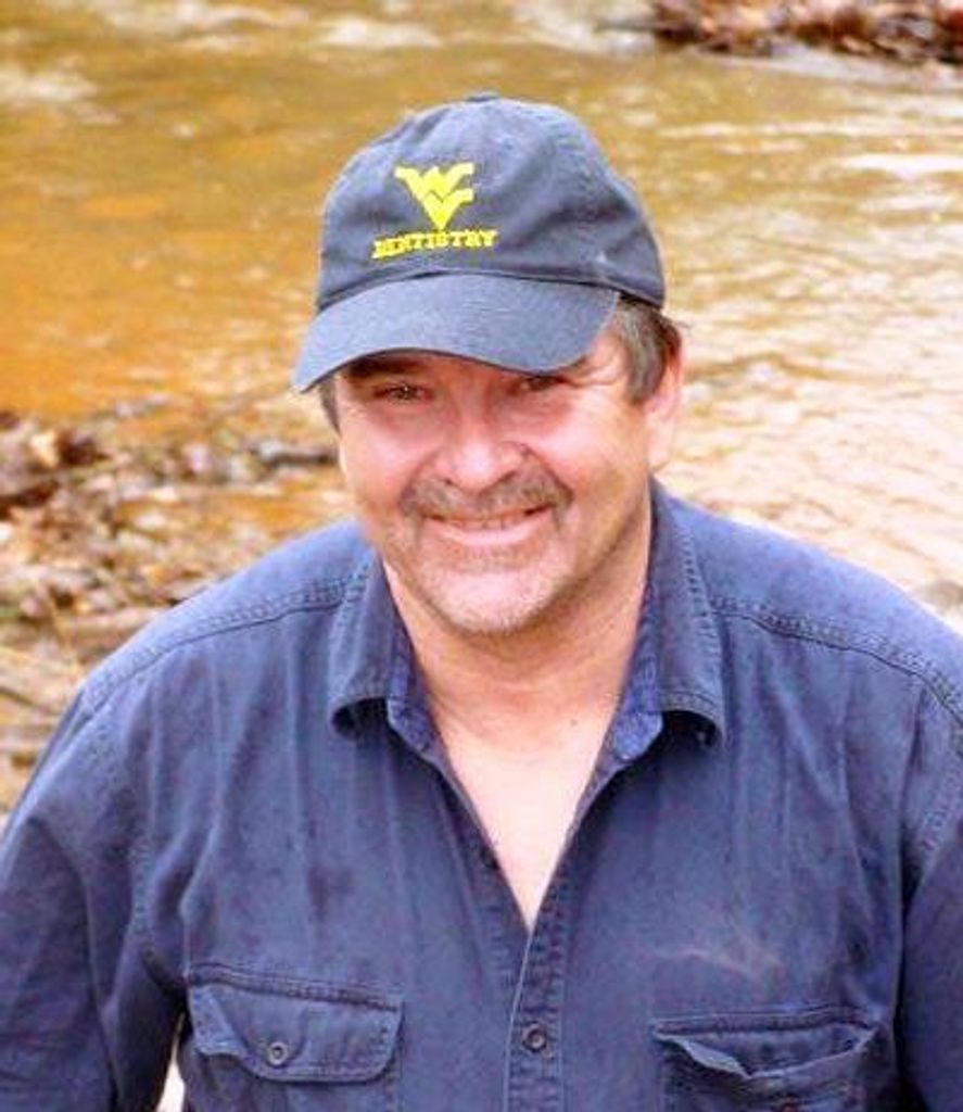 Daniel Lee Hoke