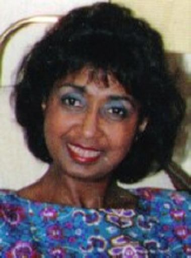 Elizabeth Martin Profile Photo
