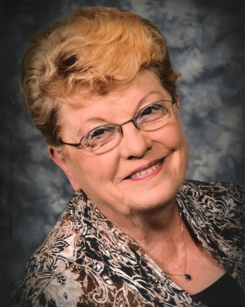 Reba Wright Hollingsworth Profile Photo