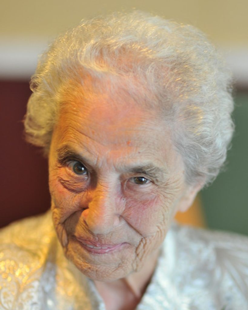 Edna Sylvia