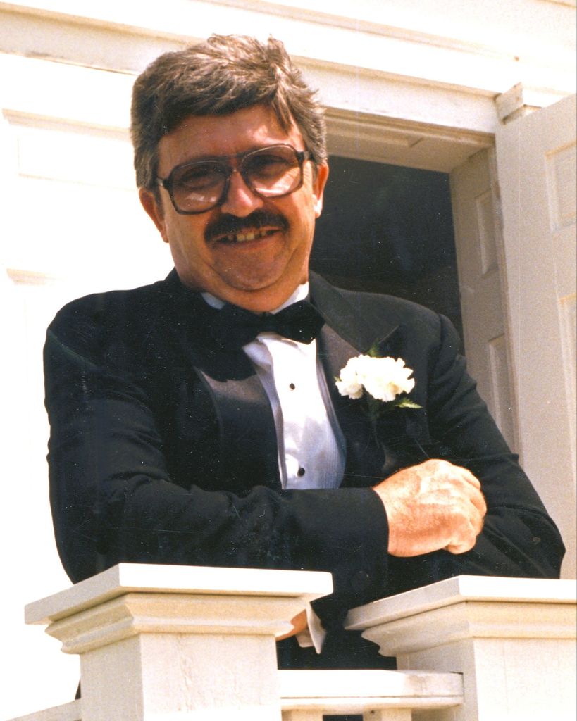 Robert "Bob" Seehausen