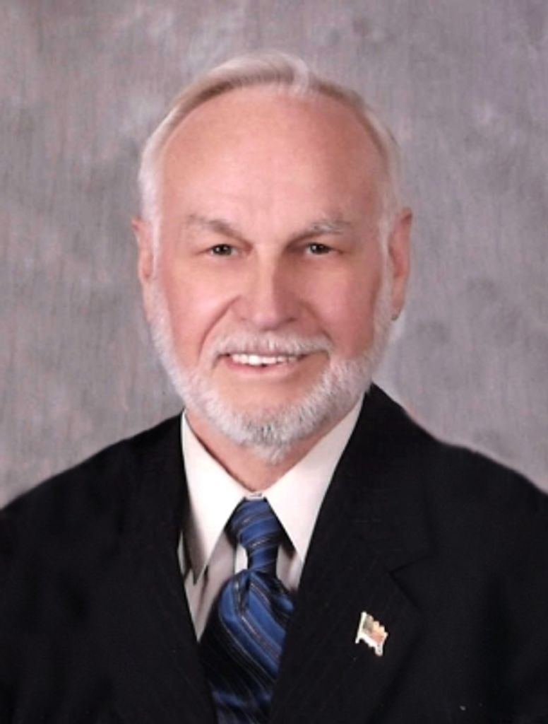Carl E. Mills Profile Photo