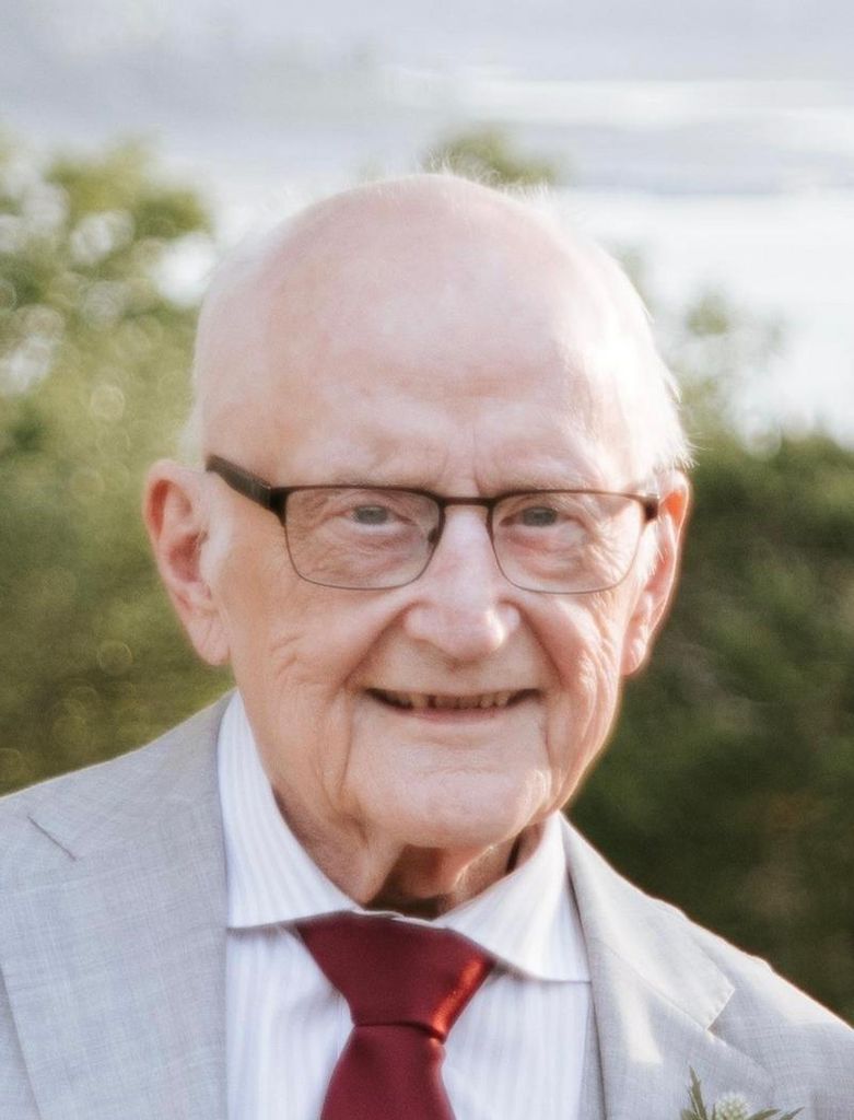 Leroy Dell Larson Profile Photo