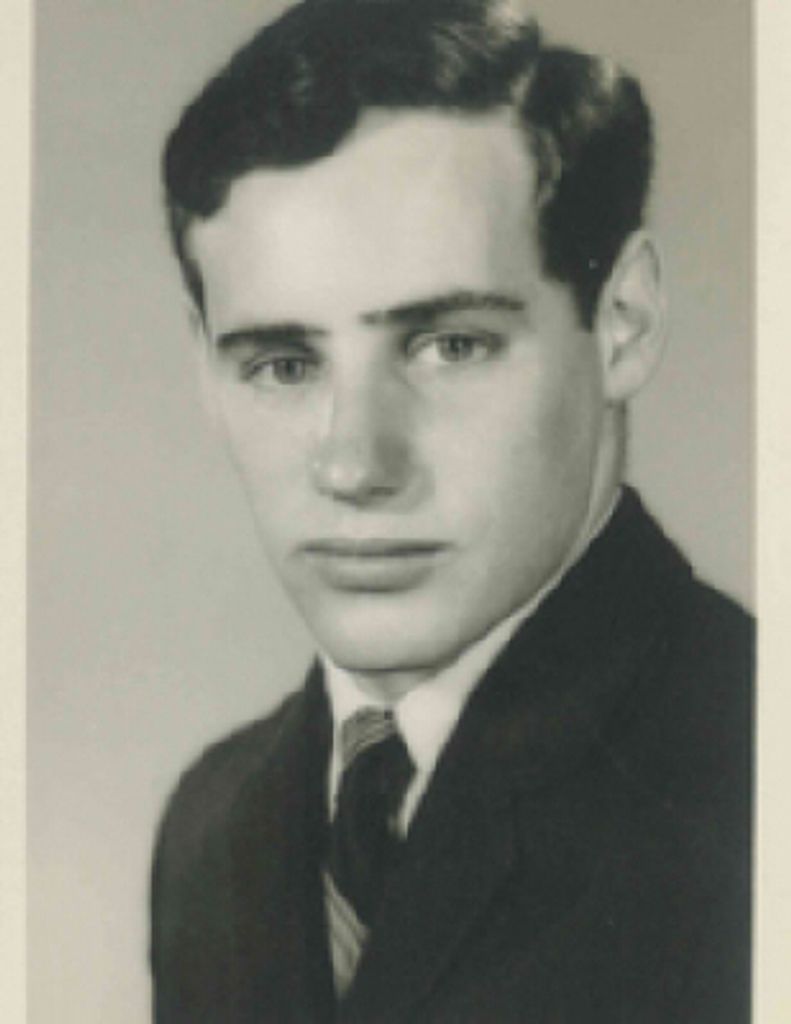 Roger Lee Schott