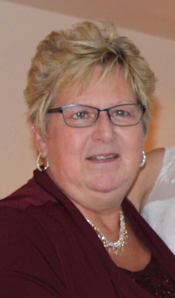 Tina Marie Johnson Profile Photo