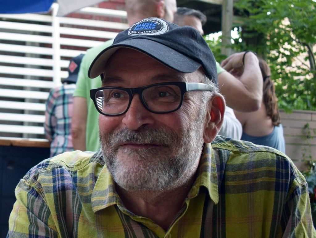 Dan Brian Bowden Profile Photo