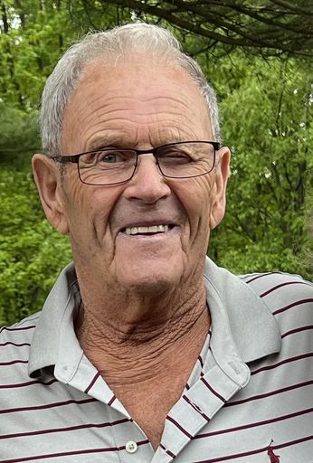 Arlyn Pues's obituary image