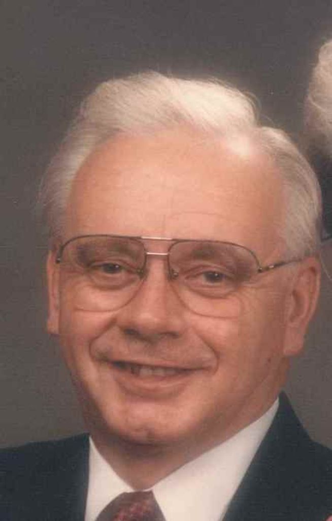 Harlan "Mike" Clair Huestis