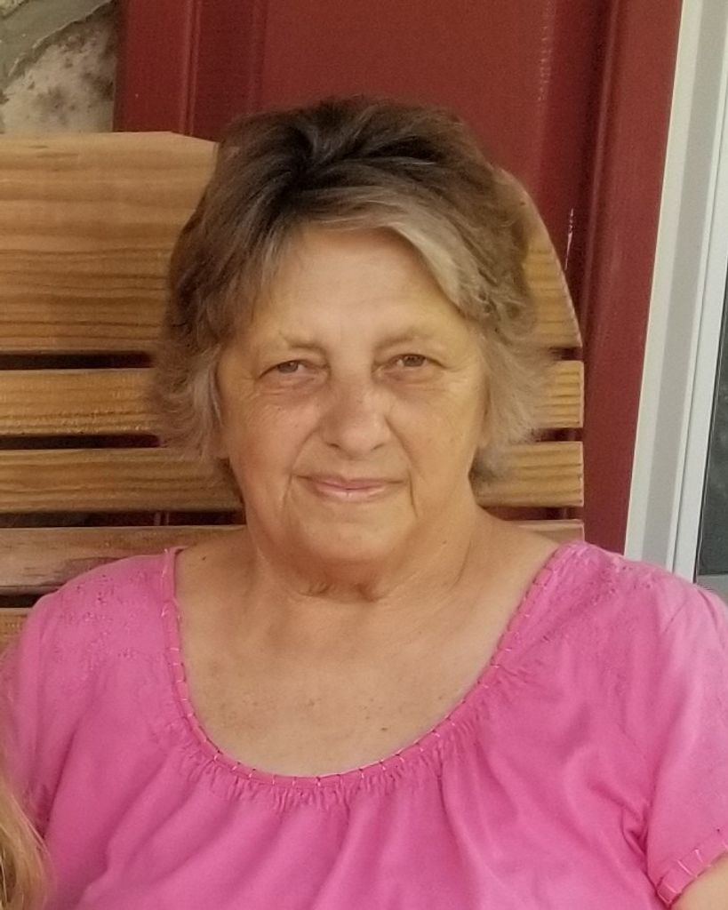 Margaret M Smith