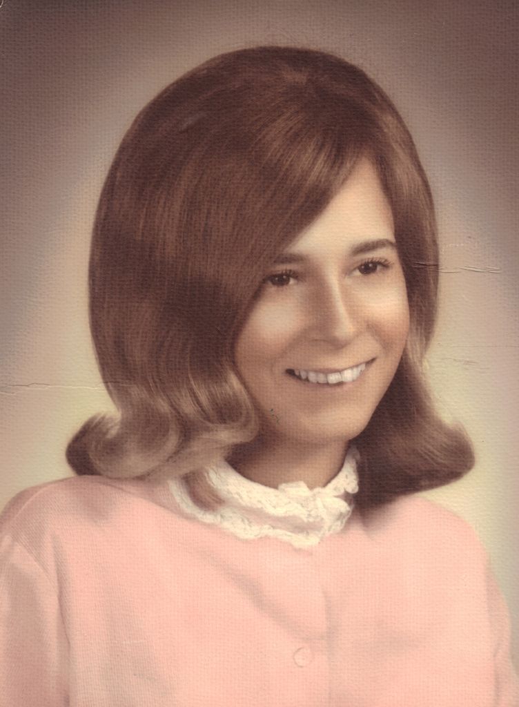 April Dianne Clooten Profile Photo