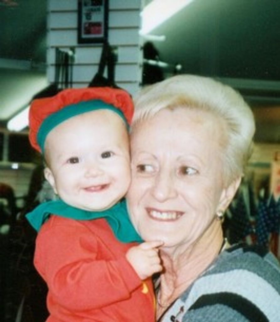 Eva Watkins Profile Photo