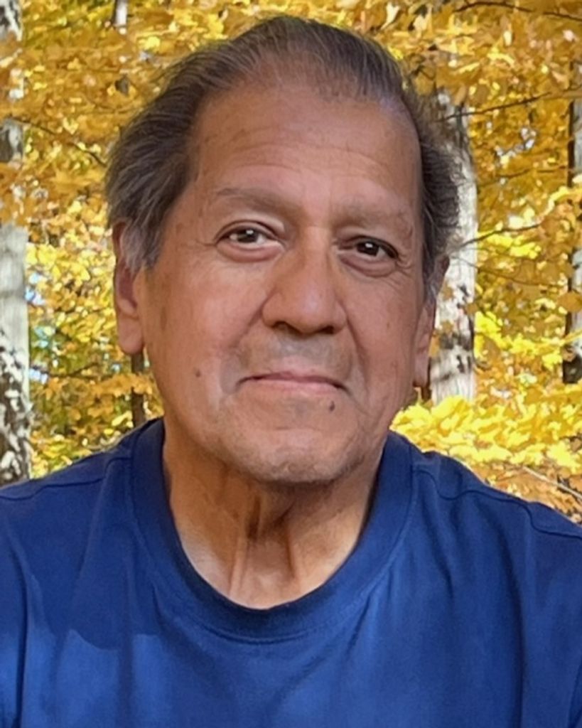 Louis Nunez Profile Photo