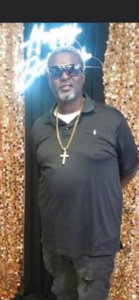 Shontele D Leonard Profile Photo