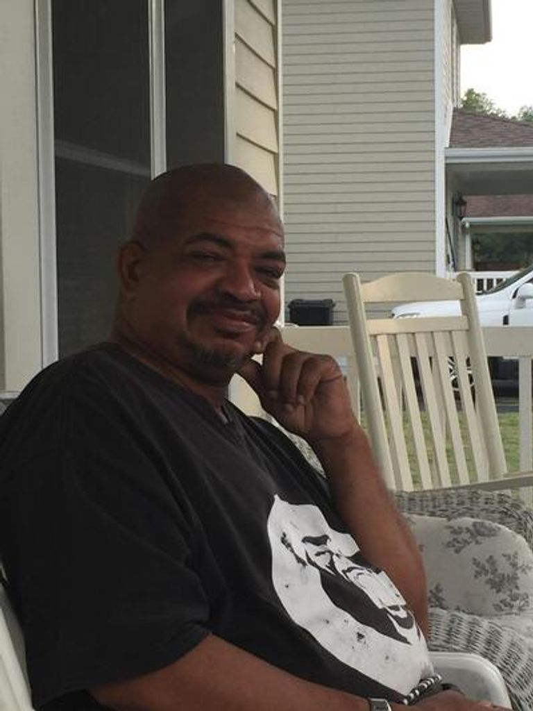 Derrick Edward Roberts Profile Photo