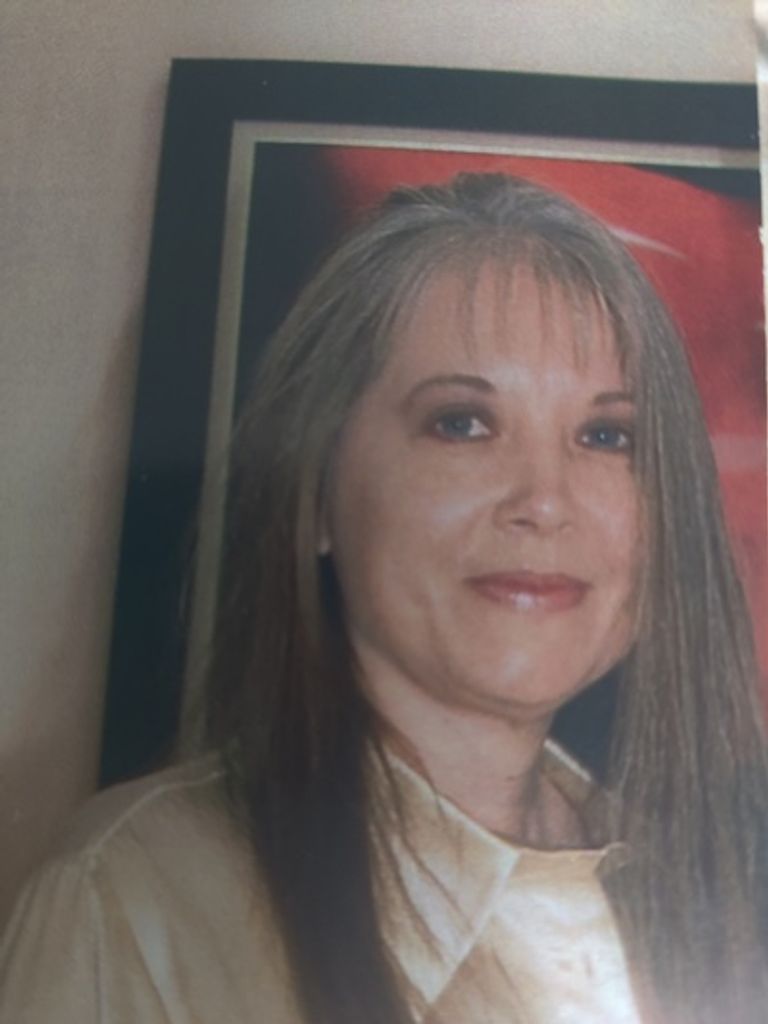 Tina Louise Jennings Akyuz Profile Photo