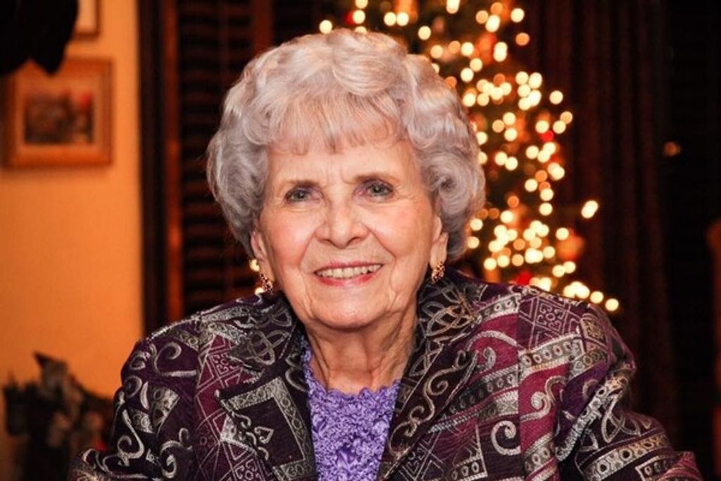 Lorene Crossland Cash Profile Photo