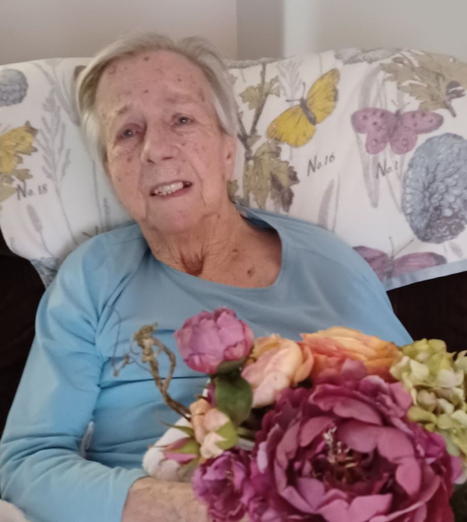 Doris  E. Briggs