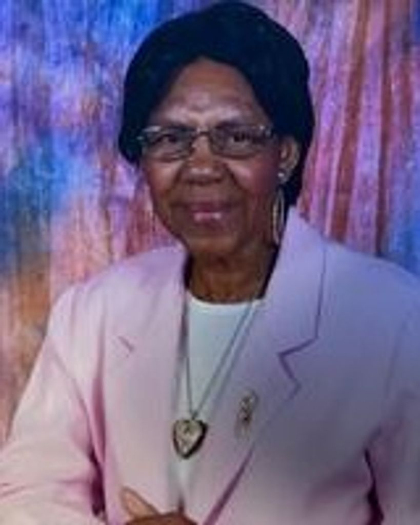 Liza Lofton Profile Photo